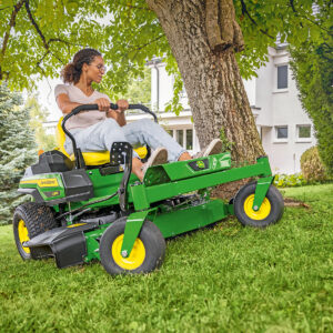 John Deere Z315E Side Discharge 42" Zero-Turn Lawn Mower - Image 4