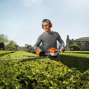 Stihl HS87T-40 Hedgetrimmer - Image 3