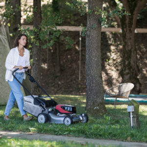 Honda Izy HRG 466 XB Cordless Lawnmower Bundle - Image 3