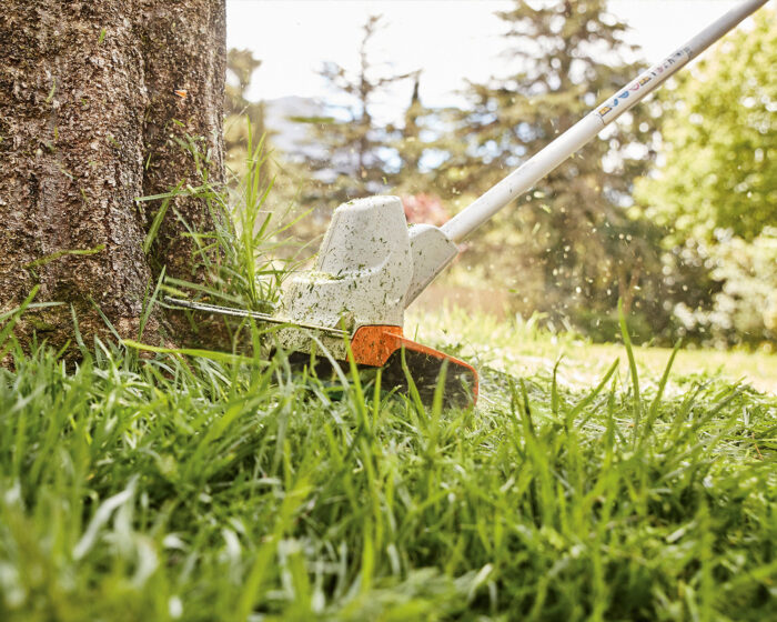 STIHL FSA57 Cordless Grass Trimmer - Image 4