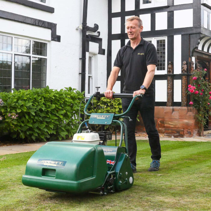Allett Buckingham 20H Lawnmower - Image 2