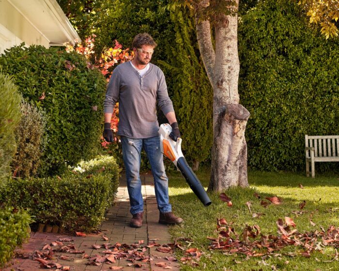 STIHL BGA57 Cordless Blower Set - Image 3