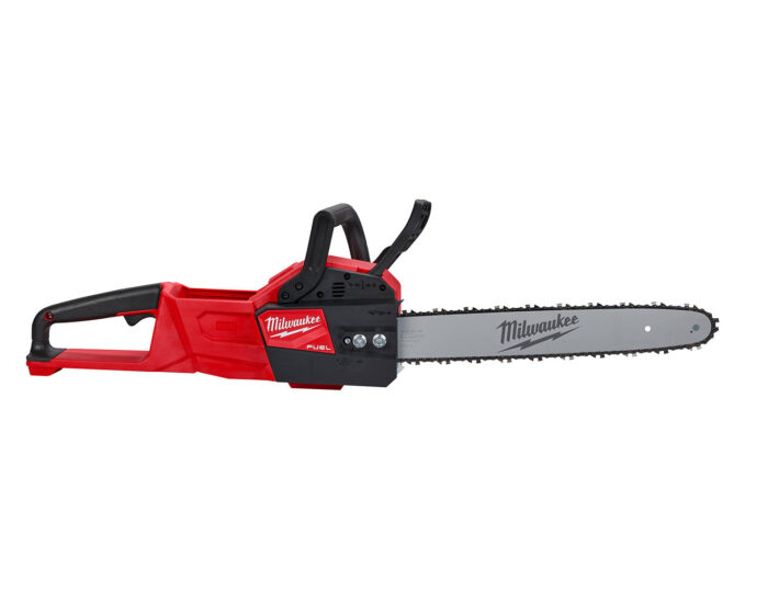 MILWAUKEE® M18 FUEL™ 40cm Chainsaw Kit - Image 3