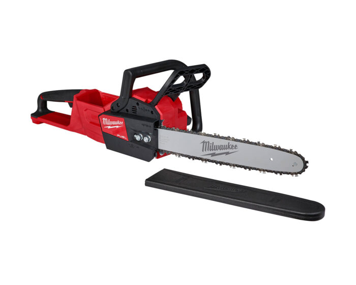 MILWAUKEE® M18 FUEL™ 40cm Chainsaw Kit - Image 4