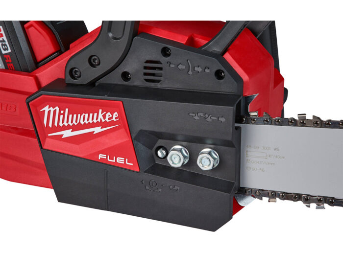 MILWAUKEE® M18 FUEL™ 40cm Chainsaw Kit - Image 5