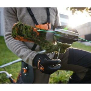 STIHL FSA120 Cordless Brushcutter - Image 3