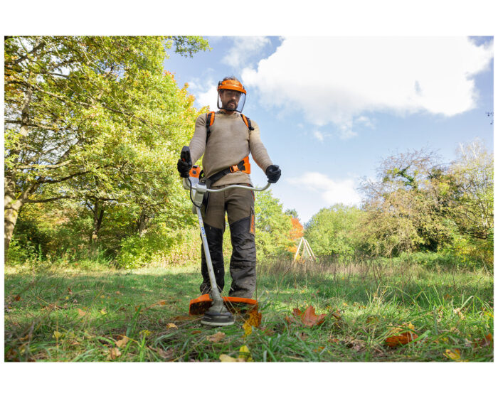 STIHL FSA200 Cordless Brushcutter - Image 4