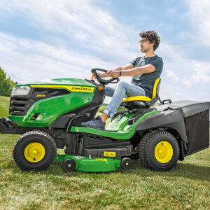 John Deere X167R Rear Collect 42" Ride On Lawn Mower - Image 3