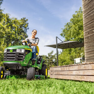 John Deere X127 Side Discharge and Mulching 42" Ride On Lawn Mower - Image 2