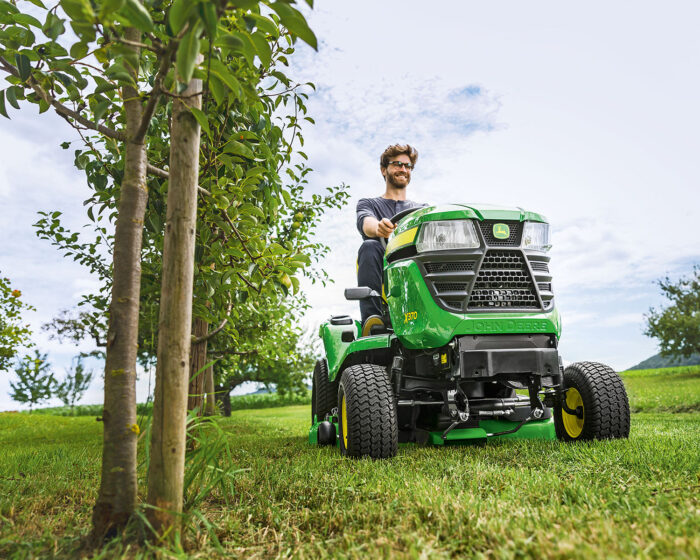 John Deere X370 Ride On Lawn Mower (Power Unit Only) - Image 4