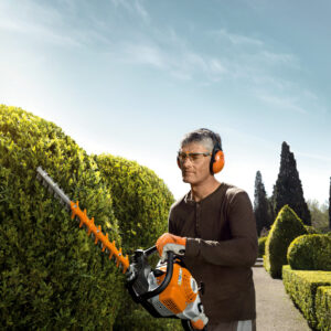 Stihl HS82T-24 Hedgetrimmer - Image 2