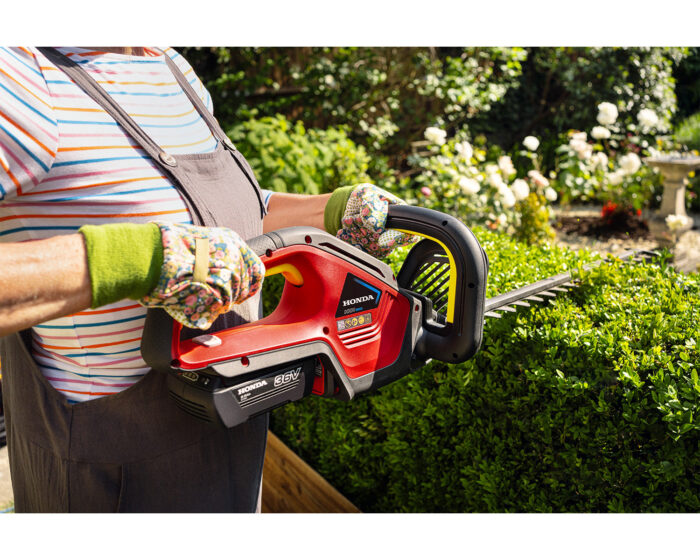 Honda HHH36BXB Cordless Hedge Trimmer - Image 4