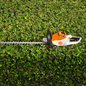 STIHL HSA50 Cordless Hedgetrimmer Set - Image 4