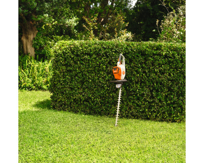 STIHL HSA50 Cordless Hedgetrimmer Set - Image 6