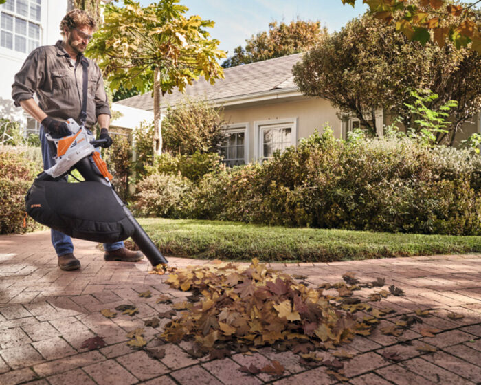 STIHL SHA56 Cordless Blower / Vacuum Kit - Image 5