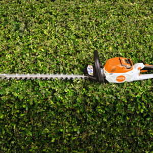 STIHL HSA60 Cordless Hedgetrimmer Set - Image 4