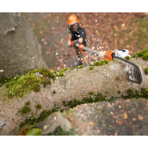 STIHL HTA 160 Cordless Pole Pruner - Image 3