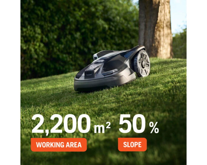 Husqvarna Automower 320 NERA Robotic Lawnmower - Image 4