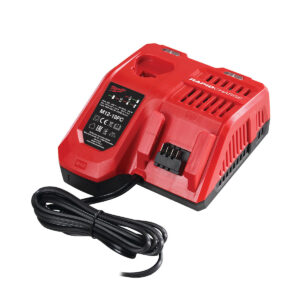 MILWAUKEE® M18 FUEL™ 30cm Chainsaw Kit - Image 7