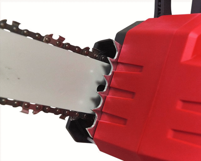MILWAUKEE® M18 FUEL™ 35cm Chainsaw Kit - Image 5