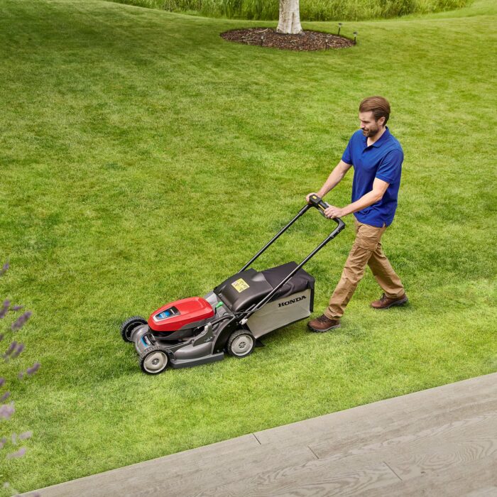 Honda HRX476 XB Cordless Lawnmower - Image 6