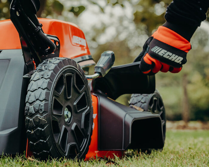 Echo DLM-310/46P Cordless Lawnmower - Image 3