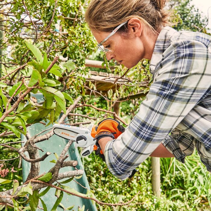 Stihl GTA26 Cordless Garden Pruner Set - Image 5