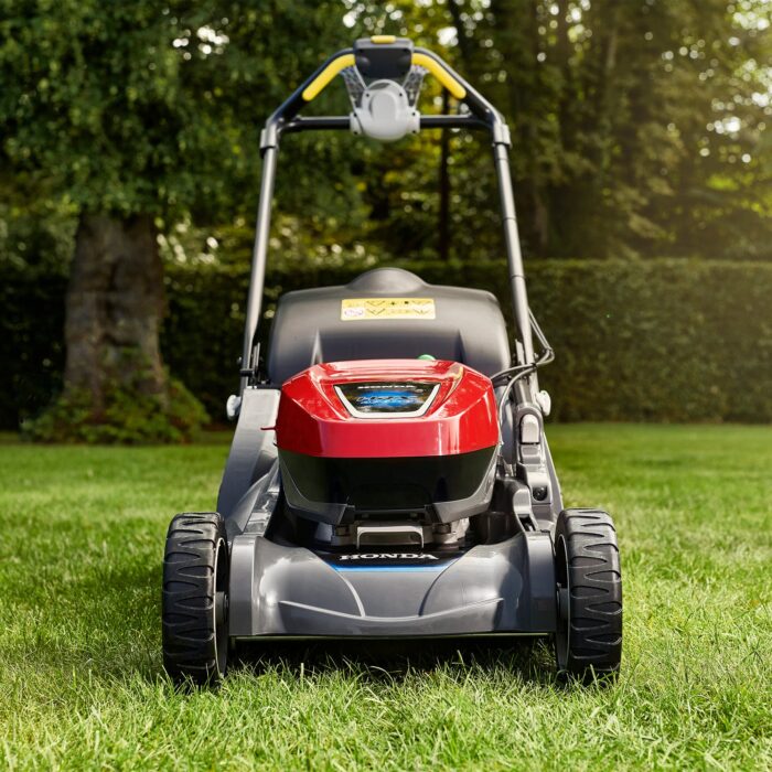 Honda HRX476 XB Cordless Lawnmower - Image 4
