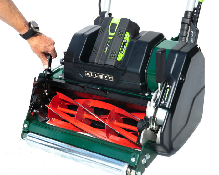 Allett Stirling 43 Cordless Lawnmower - Image 2